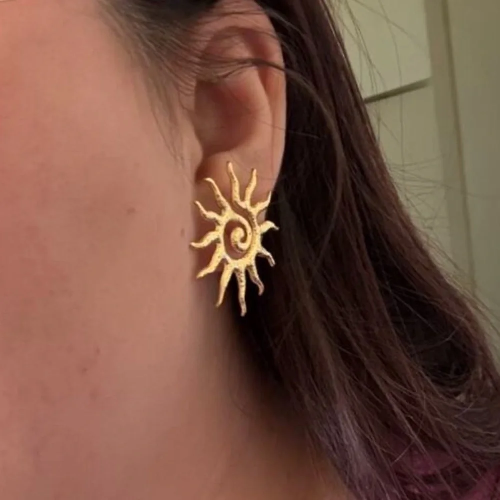 Anthropologie Gold Sunburst Earrings